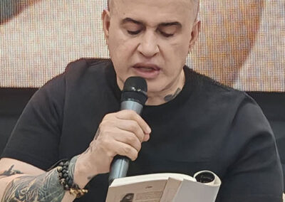 Poeta Tarek William Saab